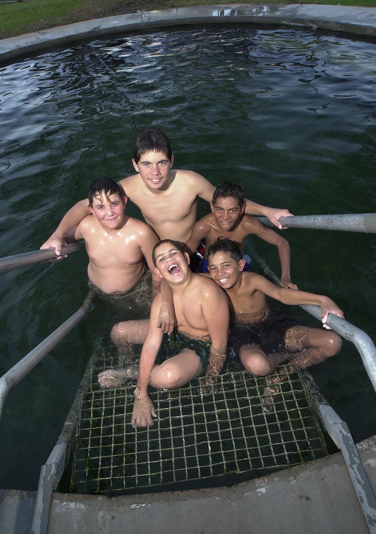 Children swimming at Walgett bore bath