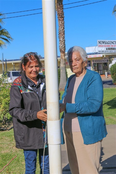 Gail-Simpson-and-Aunty-Fay-Flag-Raising.jpg