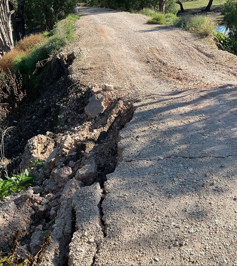 Weir-Access-Road.jpg
